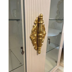 Casa Padrino vitrina barroco de lujo blanco / oro 125 x 49 x A. 169 cm - Pieza de exposición
