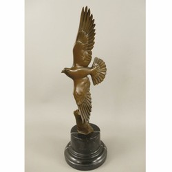 Casa Padrino luxury bronze decorative sculpture dove bronze / black H. 39 cm