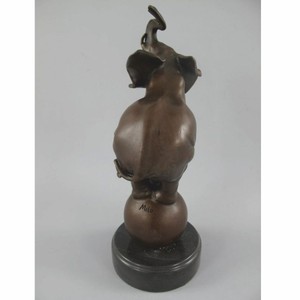 Casa Padrino Bronze Deko Skulptur Elefant Bronze / Schwarz H. 33 cm - Deko Figur