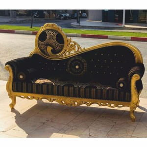Prunkvolles Luxus Barock Wohnzimmer Sofa mit Glitzersteinen Schwarz Gold