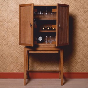 Casa Padrino Luxus Barschrank - Weinschrank mit 2 Türen Braun / Bronze H. 167,5 cm - Bar Möbel