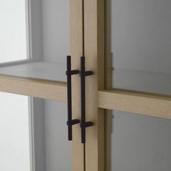Casa Padrino luxury display cabinet beige / bronze 118 x 44.5 x H. 210 cm - Luxury interior