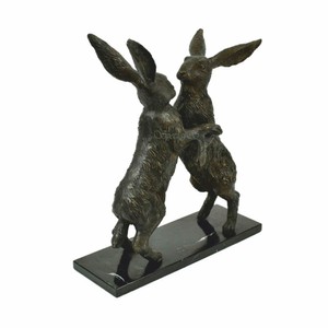 Casa Padrino Luxus Deko Bronze Skulptur Hasen H. 50 cm - Deko Accessoires
