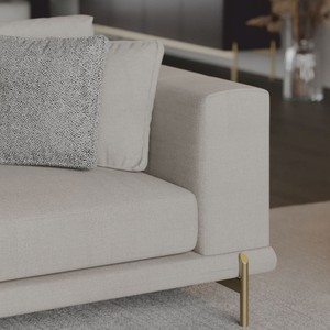 Casa Padrino Luxus Sofa Grau / Messing 260 cm - Wohnzimmer & Hotel Möbel