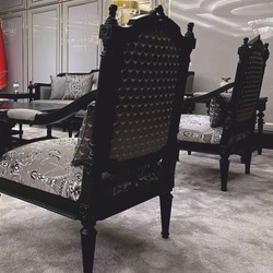 Casa Padrino Luxury Baroque Armchair with Pillow Silver / Black - Baroque Living Room Furniture