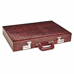 Casa Padrino Maletín de Backgammon de Lujo en Piel Genuina Cocodrilo óptico Rojo Burdeos - Accesorios de Lujo