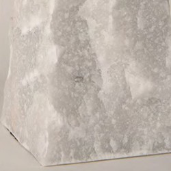 Casa Padrino lampada da tavolo di lusso in pietra naturale bianco / ottone A. 56 cm - Lampada da scrivania