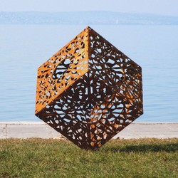 Casa Padrino scultura da giardino di lusso in acciaio cubo ruggine A. 86 cm - Sculture in metallo