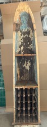 Vintage Weinschrank in Kanuform