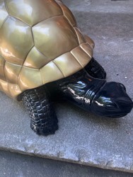 Casa Padrino Statue Tortue Décorative XXL - Sculpture Luxe Or et Noir - 110 x 48 x 45 cm