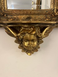Casa Padrino Barock Wandspiegel mit Konsole und Engelskopf Antikgold 64 x 32 cm Casa Padrino Barock Wandspiegel mit Konsole und Engelskopf Antikgold 64 x 32 cm