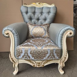 Prunkvoller Barock Sessel Hellblau Creme Gold