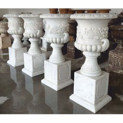 Casa Padrino conjunto de macetas barrocos de lujo de mármol sobre pilares blanco Al. 120 cm