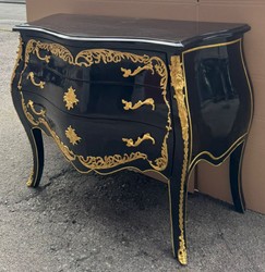Casa Padrino Baroque Chest of Drawers with 3 Drawers in Black and Gold, 105 x 46 x 80 cm