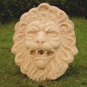 Casa Padrino gárgola de pared relieve de decoración de jardín barroco cabeza de león beige Al. 43 cm