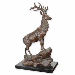 Casa Padrino sculpture décorative de luxe en bronze cerf sur rocher côté gauche marron / noir H. 68,5 cm
