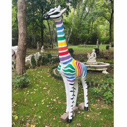 Große Garten Deko Skulptur Figur Giraffe Weiß Bunt