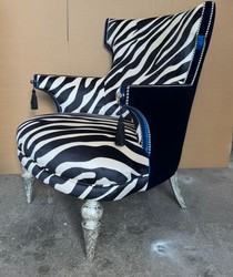 Casa Padrino Baroque Living Room Armchair in Zebra Design, blue / white / antique silver, 77 x 100 x 50 cm