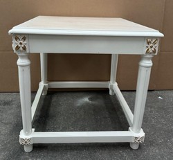 Casa Padrino Mesa auxiliar barroca en blanco y oro, 55 x 55 x 55 cm - Mueble de lujo estilo antiguo