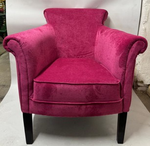 Casa Padrino Luxury Velvet Armchair in Pink / Black 77 x 77 cm