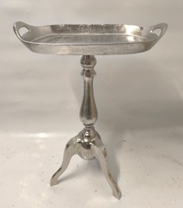 Casa Padrino Mesa auxiliar de aluminio plata 48 x 28 x H. 59 cm - Elegante mueble de lujo