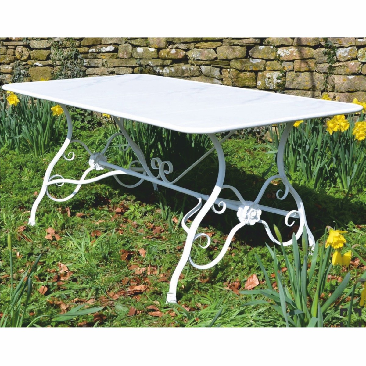 Casa Padrino ensemble de Jardin Art Nouveau en fer forgé blanc - Table de Jardin et 6 Chaises Casa Padrino ensemble de Jardin Art Nouveau en fer forgé blanc - Table de Jardin et 6 Chaises