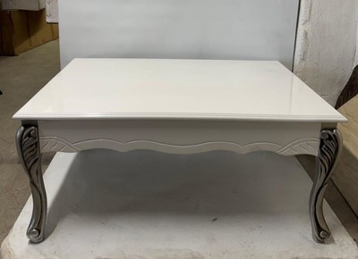Casa Padrino Mesa de centro barroca de lujo blanco / plata 105 x 70 x 48 cm - Elegante mueble de salón