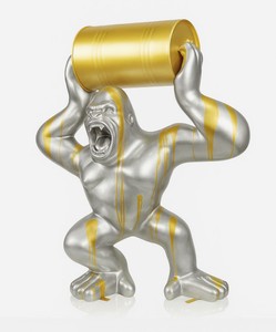 Casa Padrino scultura decorativa XXL gorilla con botte argento / oro A. 240 cm - Figura da giardino
