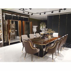 Casa Padrino vitrine de luxe avec 2 portes vitrées marron / or 130 x H. 200 cm - Mobilier de luxe
