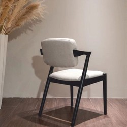 Casa Padrino silla de comedor de lujo con reposabrazos blanco / negro Al. 85 cm - Muebles de comedor