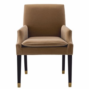 Casa Padrino Luxus Esszimmerstuhl mit Armlehnen Hellbraun / Schwarz / Messing H. 90 cm