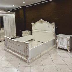 Casa Padrino Luxury Baroque Double Bed White / Gold - Baroque Bedroom & Hotel Furniture