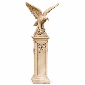 Casa Padrino Scultura Aquila Barocco con Colonna per Decorazione da Giardino Beige A. 134 cm