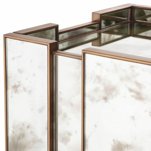Casa Padrino Luxus Nachttisch mit antikem Spiegelglas H. 68,5 cm - Schlafzimmer Möbel