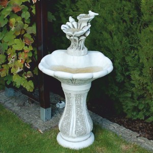 Casa Padrino Fuente Art Nouveau Blanco / Gris Al. 111 cm - Elegante Fuente de Jardín