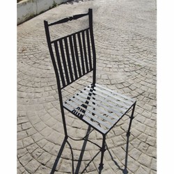 Casa Padrino luxury Art Nouveau wrought iron garden chair with seat cushion black / white H. 110 cm