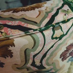 Casa Padrino Luxury Velvet Sofa with Baroque Patterned Fabric Pink / Multicolor 180 cm