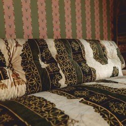 Casa Padrino canapé de luxe en velours crème / vert / noir / laiton 200 cm - Mobilier de salon - Mobilier d'hôtel - Mobilier de luxe - Intérieur de luxe