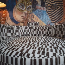 Casa Padrino Luxury Velvet Armchair Black / White 96 cm - Living Room Armchair - Hotel Armchair - Living Room Furniture - Hotel Furniture - Luxury Furniture