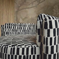 Casa Padrino Luxury Velvet Armchair Black / White 96 cm - Living Room Armchair - Hotel Armchair - Living Room Furniture - Hotel Furniture - Luxury Furniture