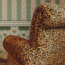 Casa Padrino Luxury Velvet Armchair with Leopard Design - Office Armchair - Office Furniture - Luxury Furniture