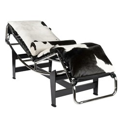 Casa Padrino Chaise Longue de Luxe Noir / Blanc / Argent 160 x 57 x H. 81 cm - Fauteuil Relax en Peau de Vache avec Piètement Chromé Casa Padrino Chaise Longue de Luxe Noir / Blanc / Argent 160 x 57 x H. 81 cm - Fauteuil Relax en Peau de Vache avec Piètement Chromé