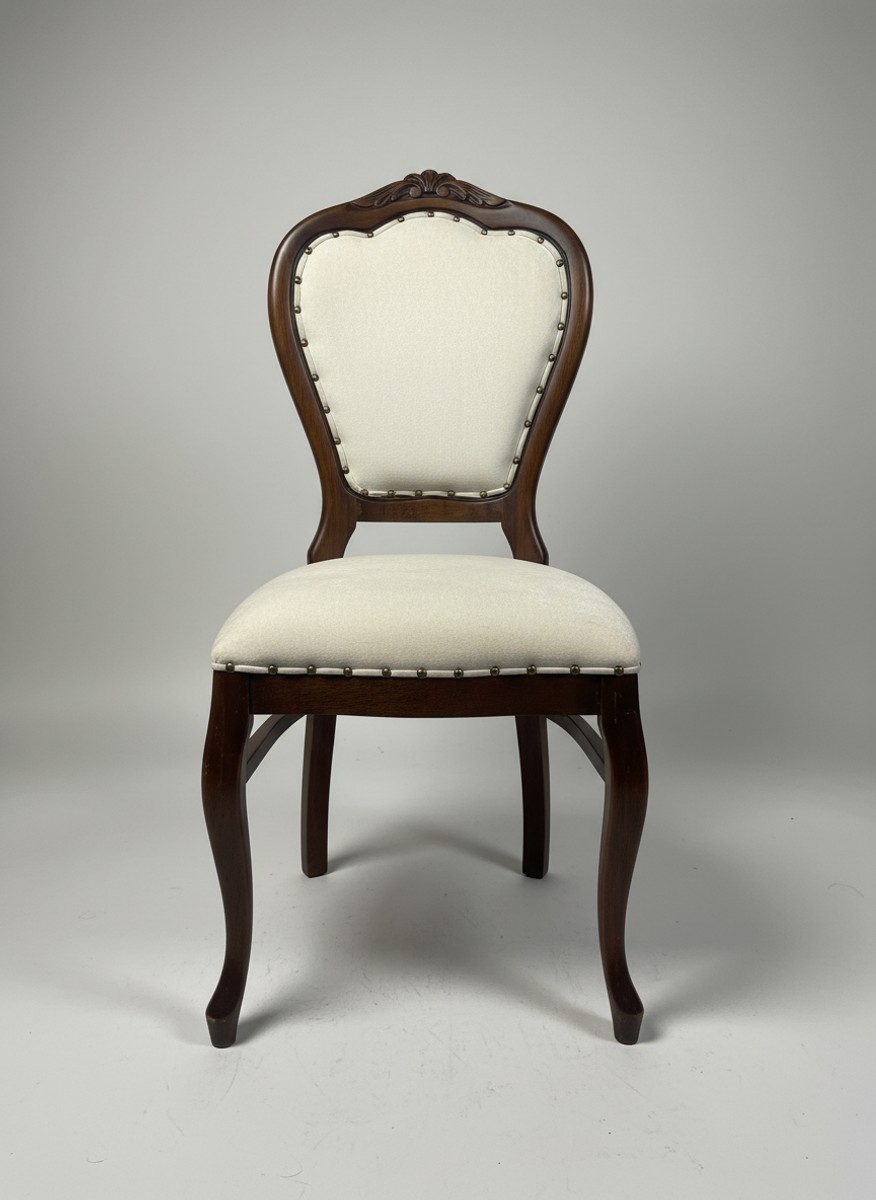 Casa Padrino Baroque Dining Chair Cream / Brown H. 102 cm - Handcrafted Chair with Studs - Showroom Piece Casa Padrino Baroque Dining Chair Cream / Brown H. 102 cm - Handcrafted Chair with Studs - Showroom Piece