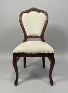 Casa Padrino Baroque Dining Chair Cream / Brown H. 102 cm - Handcrafted Chair with Studs - Showroom Piece Casa Padrino Baroque Dining Chair Cream / Brown H. 102 cm - Handcrafted Chair with Studs - Showroom Piece