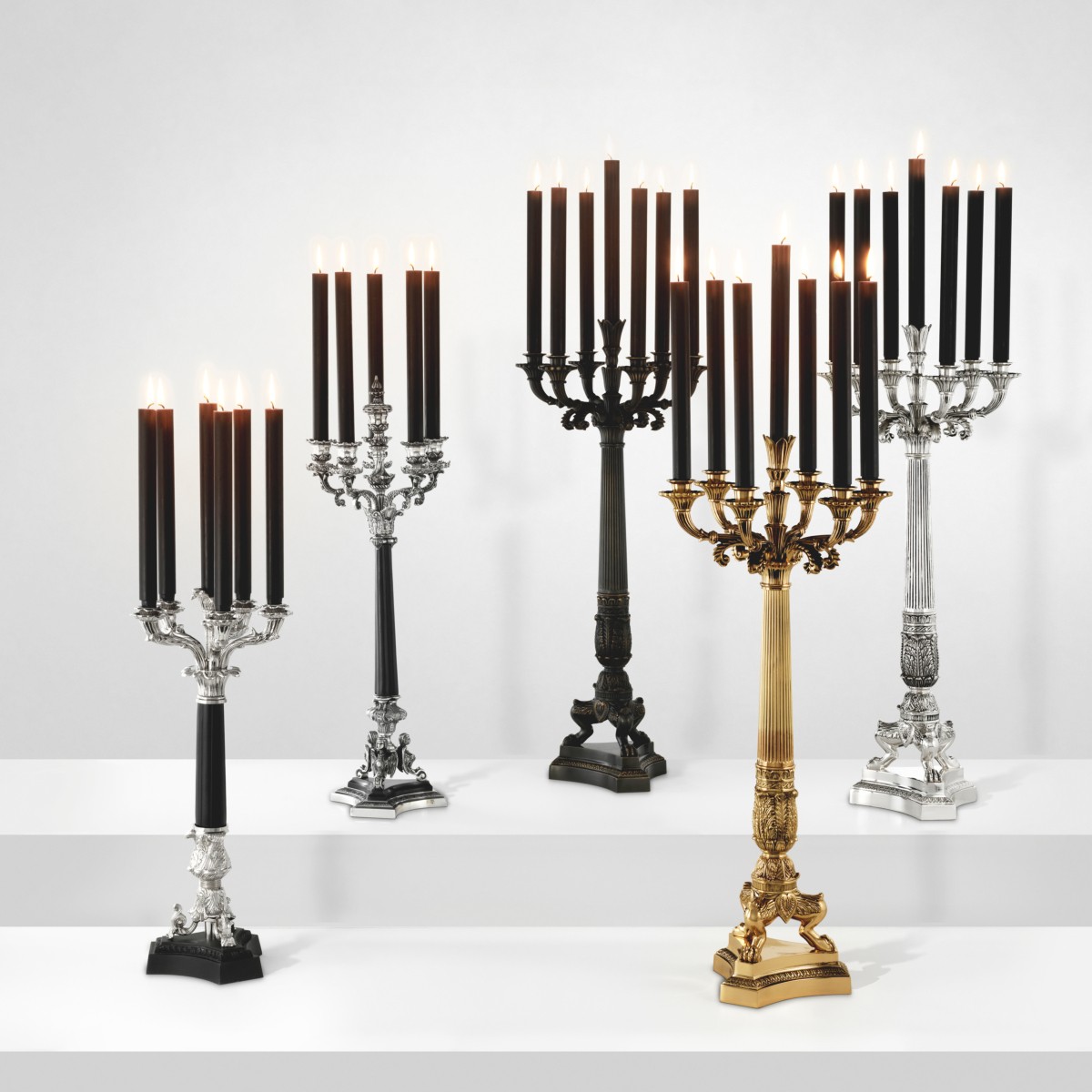 Casa Padrino Luxury Brass Candelabra Jefferson Polished Brass 5-Arm Candle Holder 43 x 40 x 92 cm Casa Padrino Luxury Brass Candelabra Jefferson Polished Brass 5-Arm Candle Holder 43 x 40 x 92 cm