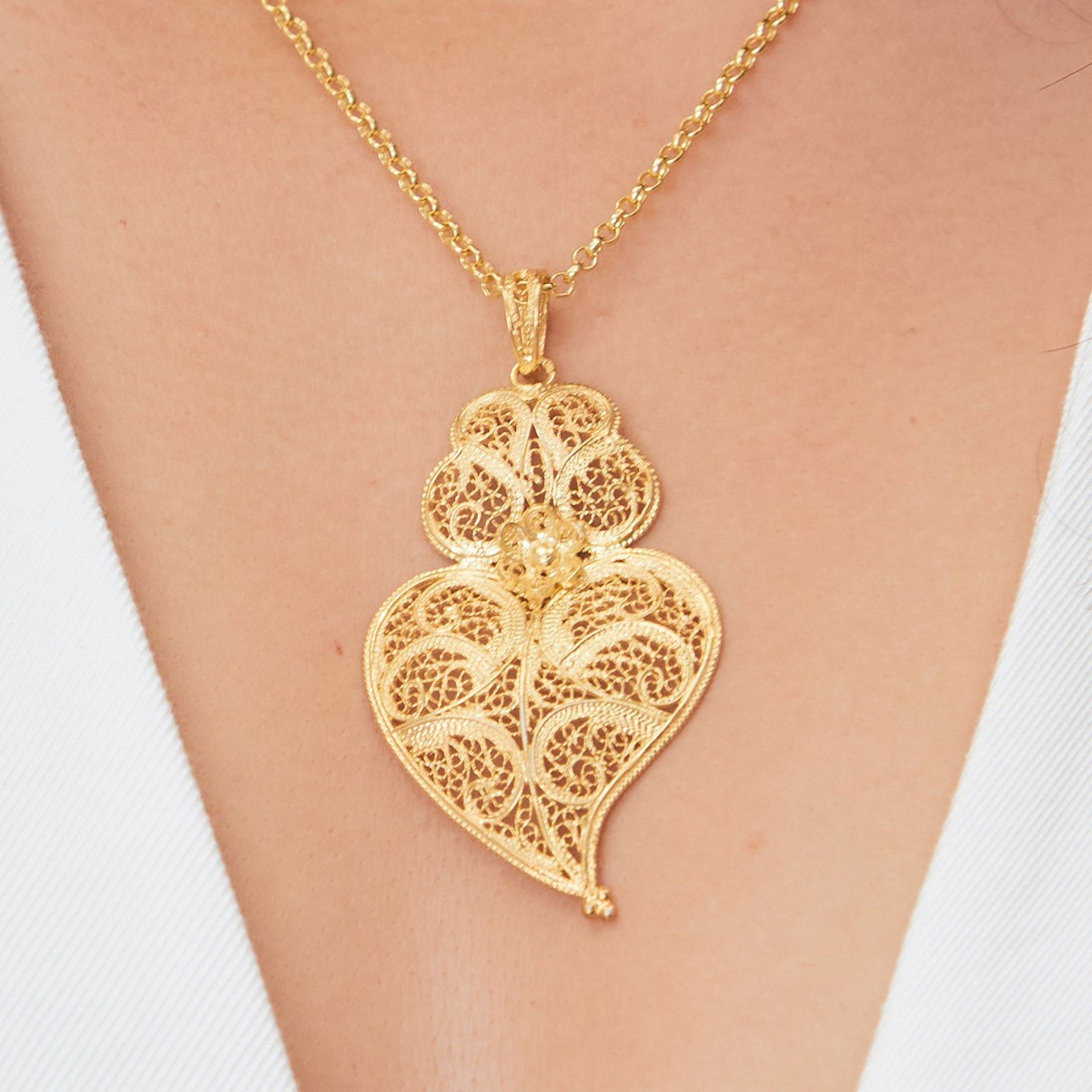 Casa Padrino Collar Corazón de Viana 5,5cm de Plata bañada en oro Casa Padrino Collar Corazón de Viana 5,5cm de Plata bañada en oro