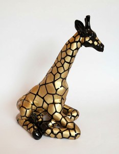 Casa Padrino scultura decorativa di lusso Giraffe Sitzend Schwarz Gold A. 80 cm - Scultura decorativa - Figura decorativa - Figura animale - Decorazione da giardino Casa Padrino scultura decorativa di lusso Giraffe Sitzend Schwarz Gold A. 80 cm - Scultura decorativa - Figura decorativa - Figura animale - Decorazione da giardino