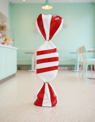 Casa Padrino sculpture décorative de luxe Deko Objekt Weiß Rot Gestreifte Süßigkeiten H. 99 cm - Sculpture décorative - Figurine décorative - Figurine animale - Décoration de jardin Casa Padrino sculpture décorative de luxe Deko Objekt Weiß Rot Gestreifte Süßigkeiten H. 99 cm - Sculpture décorative - Figurine décorative - Figurine animale - Décoration de jardin