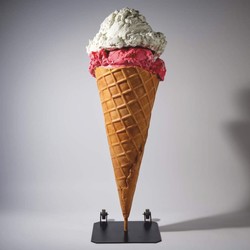 XXL Deko Eis im Hörnchen Weiß Pink Braun Schwarz