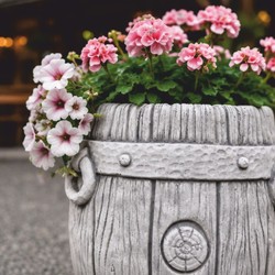 Casa Padrino pot de fleurs décoratif en forme de tonneau gris H. 38 cm - Décoration de jardin et terrasse